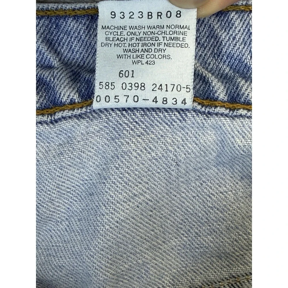 Vintage Levis Jeans Mens 38x34 Blue Light Wash 570 Taper Baggy Made‎ In USA 90s